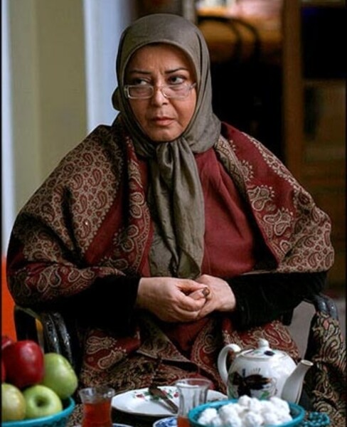 نادیا دلدارگلچین