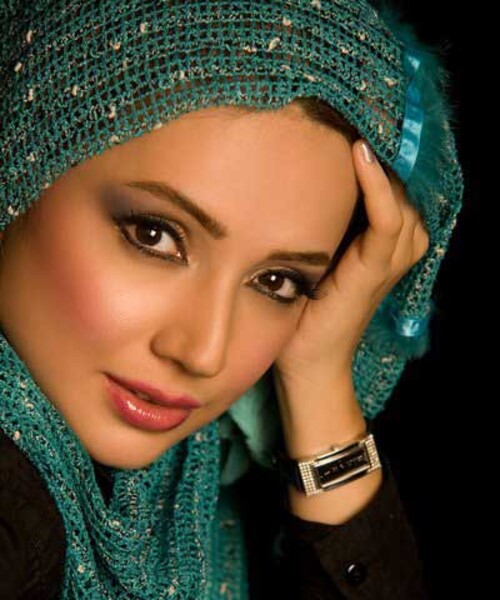 شبنم قلی خانی
