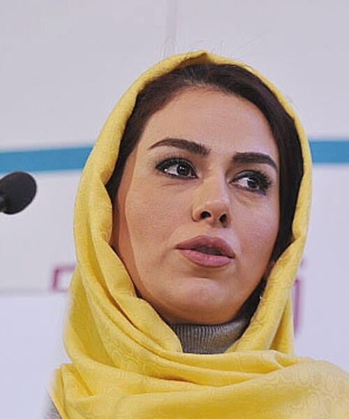 تینا پاکروان