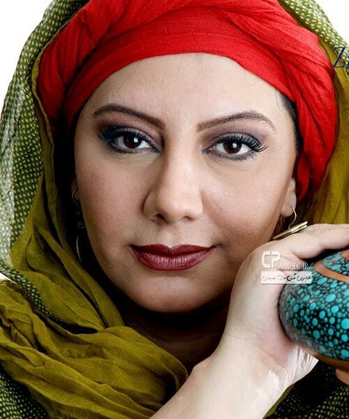 زهرا داوودنژاد